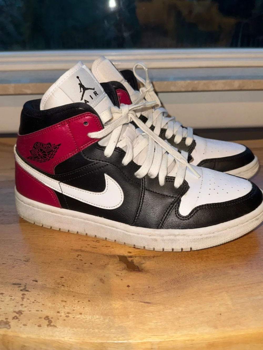 Jordan 1 Mid Men's Sneakers - White, Black and Red Size 9.5 W / 8 M